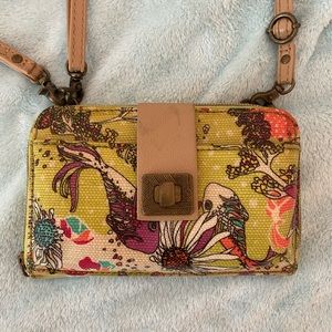 Sakroots crossbody wallet